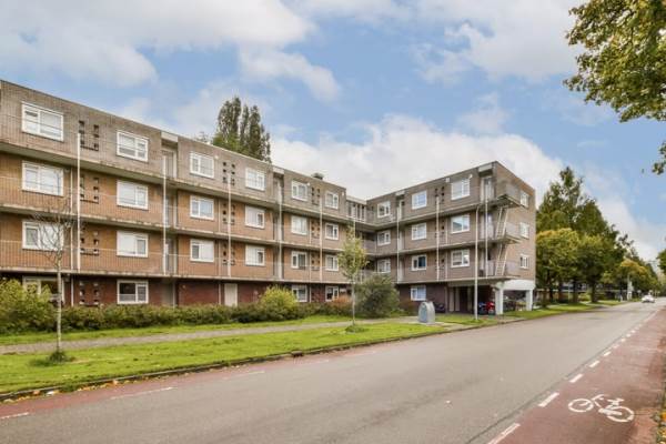 Woning Oostelijk Halfrond 197 Amstelveen