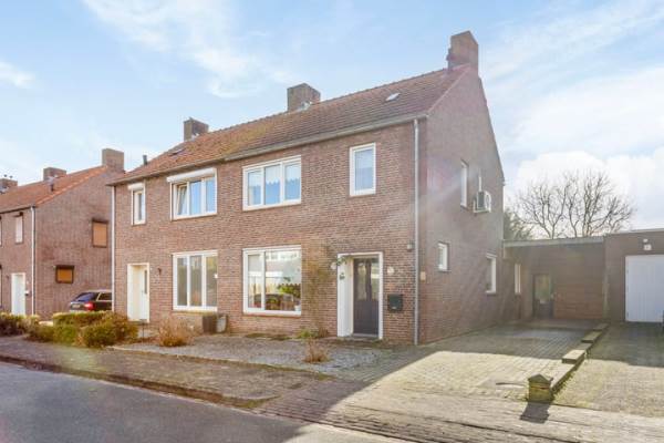 Woning Valkenstraat 23 Haelen