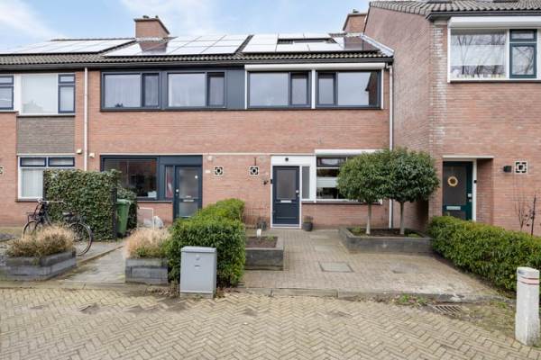 Woning Lavadijk 229 Roosendaal