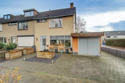Woning van der Dussenstraat 2 Geertruidenberg