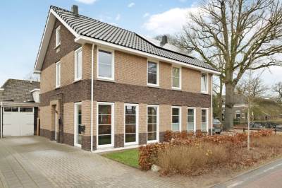 Woning De Waag 4 Veeningen