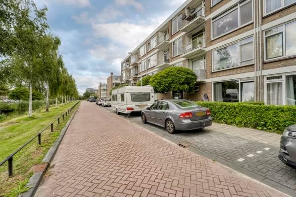 Woning Jan van Goyenplantsoen 50 Voorschoten