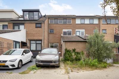 Woning Van der Burghstraat 10 Hendrik-Ido-Ambacht
