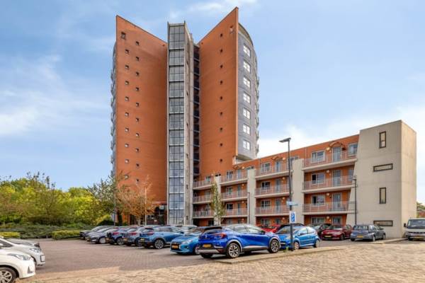 Woning Alexander Dubcekplaats 22 Leiden