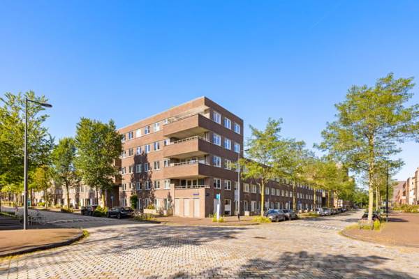 Woning Eva Besnyöstraat 382 Amsterdam