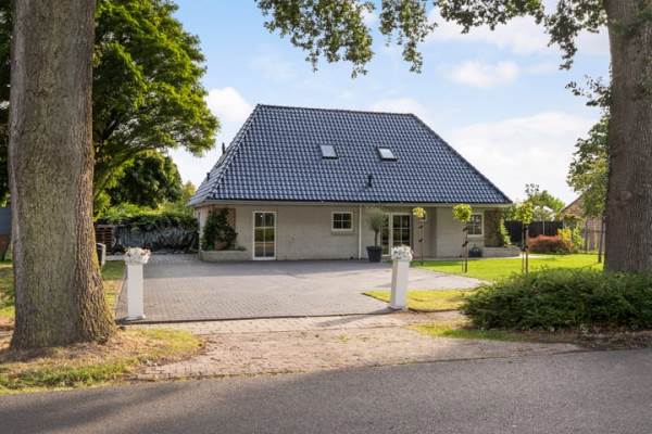 Woning Oranje 7 Oranje