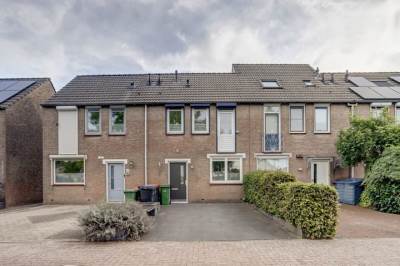Woning Elzenberg 42 Roosendaal