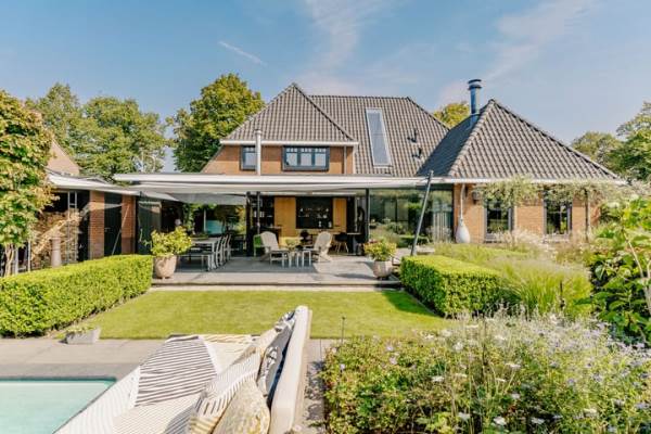 Woning De Ruyterstraat 9 Huizen
