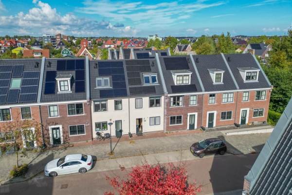 Woning Lage Hoek 109 Zwaag