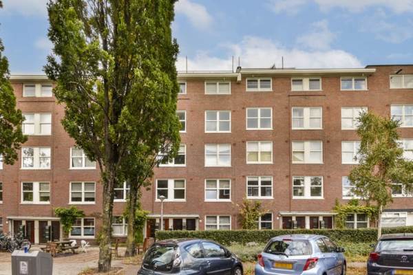 Woning Bloys van Treslongstraat 143 Amsterdam