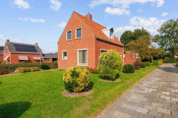 Woning Meidoornweg 23 Uithuizermeeden