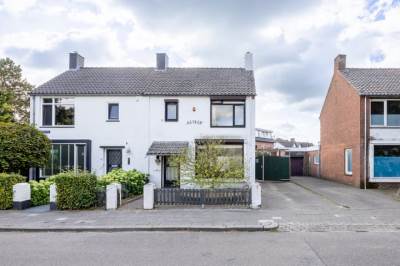 Woning Kleefstraat 34 Bergen (LI)