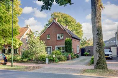 Woning Rijksstraatweg 93 Sleeuwijk