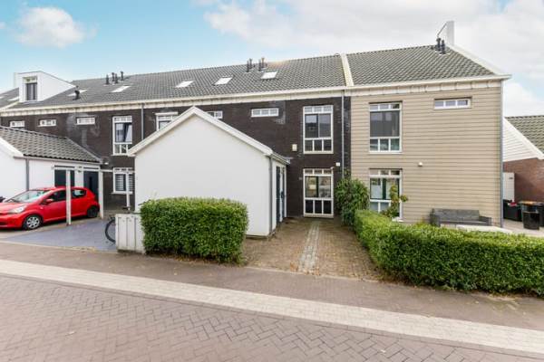 Woning Spoetnikstraat 10 Oostzaan
