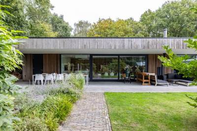 Woning Julianalaan 100 Zuidlaren