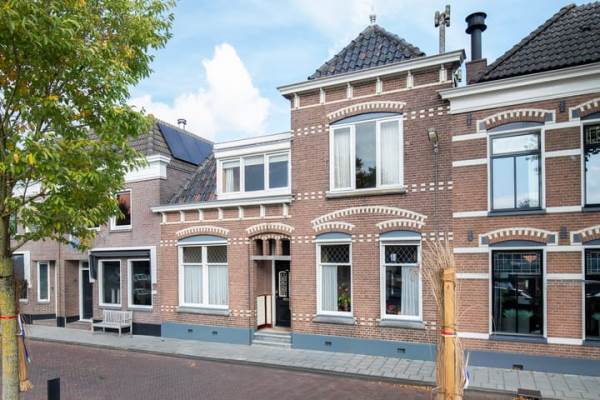 Woning Oosterkaai 13 Genemuiden