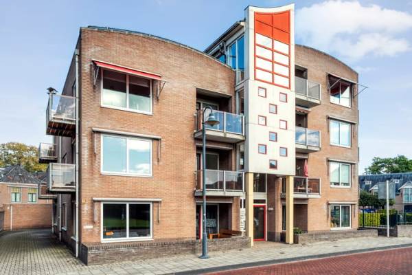 Woning Burgemeester Goeman Borgesiusstraat 25 Steenwijk