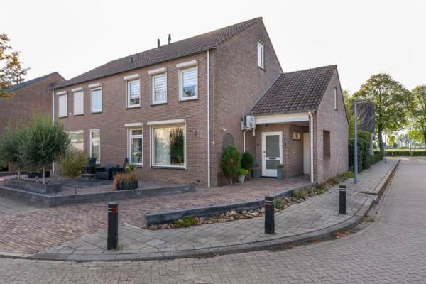 Woning Deken Wehmeijerhof 2 Velddriel