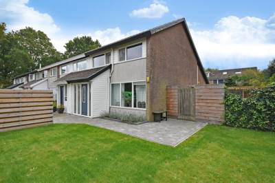 Woning Burgemeester van Panhuyslaan 147 Burgum