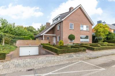 Woning Dorpsstraat 123 Bingelrade