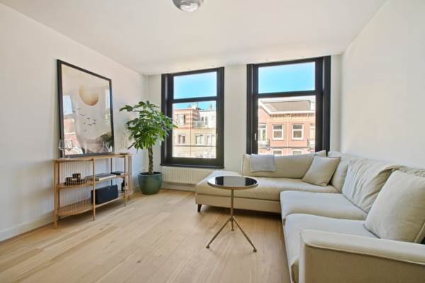 Woning Albert Cuypstraat 1543 Amsterdam