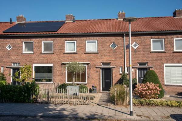 Woning IJsselstraat 8 Hengelo (OV)