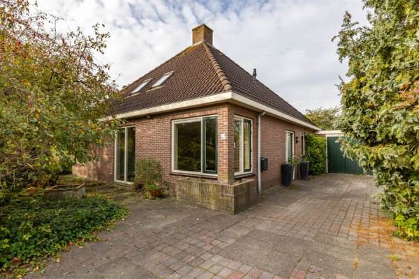 Woning De Stuw 8 Sauwerd