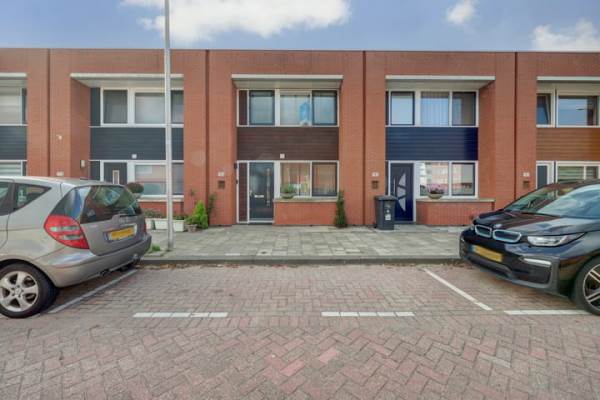 Woning Zuidzijdsedijk 180 Hoogvliet Rotterdam