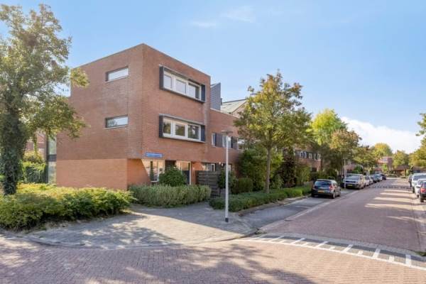 Woning John Fernhoutstraat 42 Almere