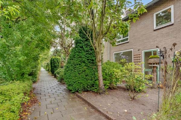 Woning Dr. Van der Hoevenlaan 23 Den Dolder