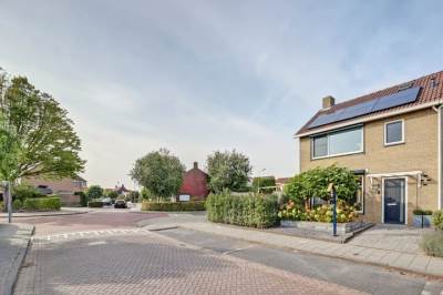 Woning Spaarlingsstraat 1 Kapelle