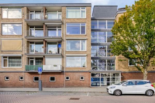 Woning Pastoor van Akenstraat 4 Roosendaal