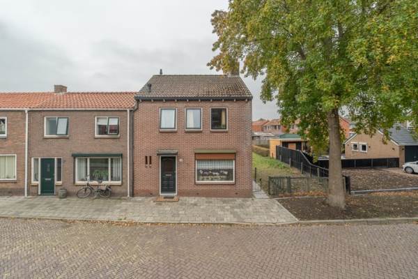 Woning Schotwal 14 Kruiningen