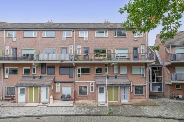 Woning J.C. Sterrenburgstraat 23 Spijkenisse