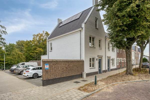 Woning Oostdijk 179 Oud-Beijerland