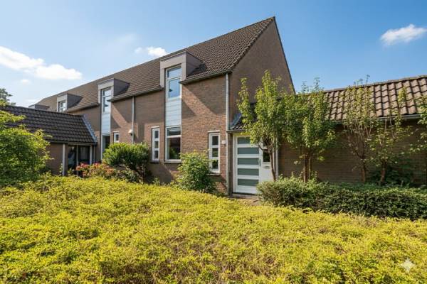 Woning Brandnetel 73 Zwaag