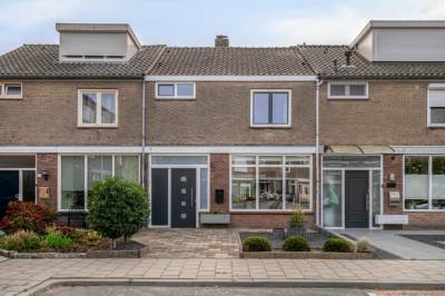 Woning Pastoor van Weesstraat 22 Etten-Leur