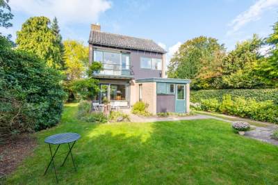 Woning Emmalaan 10 Bergen (NH)