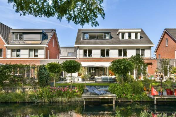 Woning Anton Geesinkstraat 33 Weesp