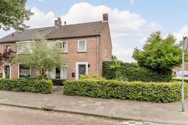 Woning Julianalaan 23 Oosterhout (NB)
