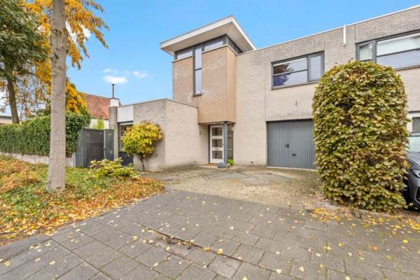 Woning Sportstraat 24 Roosendaal