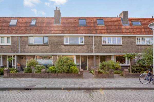 Woning Pastoor van Arsplein 9 Eindhoven