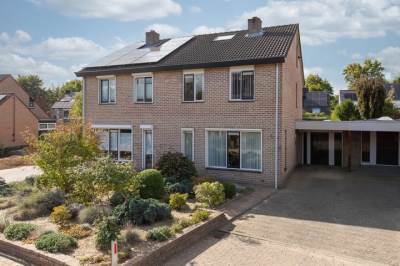 Woning Esdoornhof 3 Malden