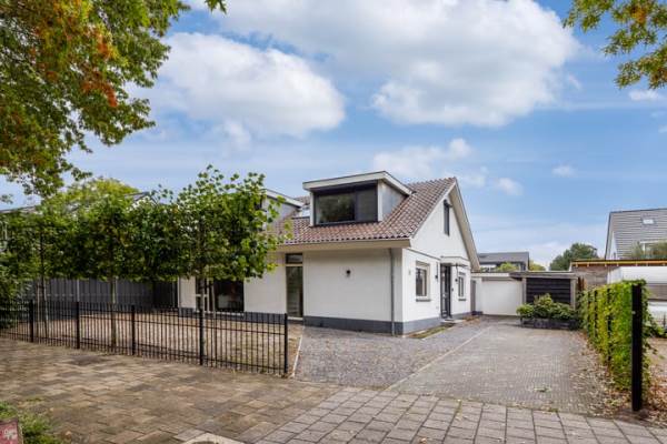 Woning Gijsbrecht van Nijenrodestraat 18 Breukelen