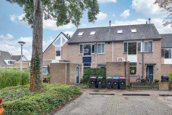 Woning Albert Schweitzerstraat 82 Leeuwarden