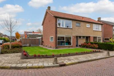 Woning Burgemeester van Beeck Calkoenstraat 1 Cothen