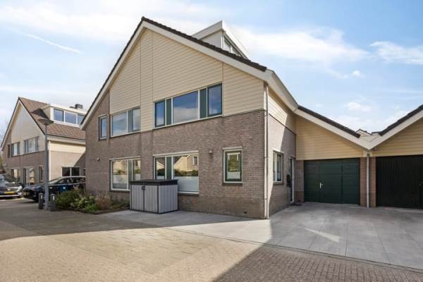 Woning Marga Klompéstraat 12 Alkmaar