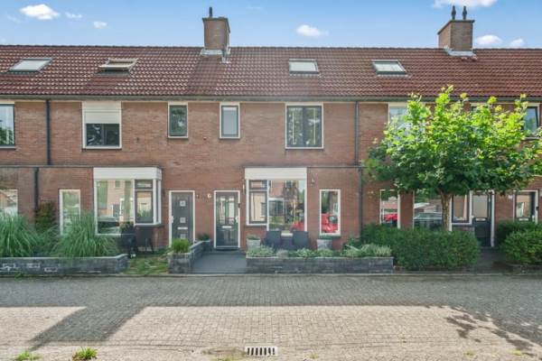 Woning Meeuwenweide 6 Houten