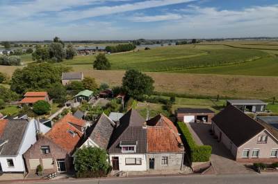 Woning Kom Lekdijk 12 Lexmond