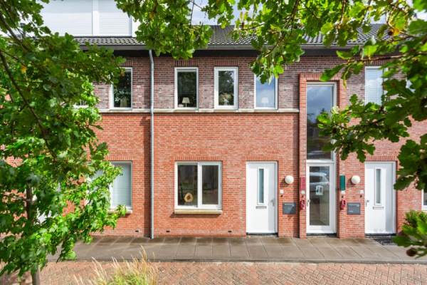 Woning Oranjestraat 12 Piershil